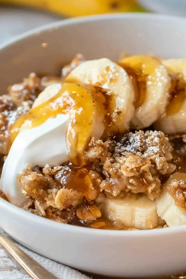 Easy Caramelized Banoffee Banana Crumble Recipe